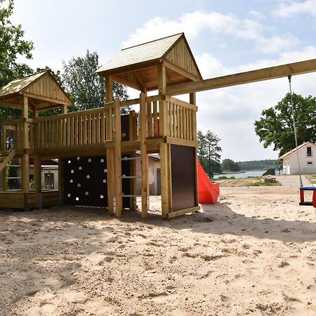 5 Sterne Ferienhaus Direkt Am See Mit Sauna-Kamin-Garten クラーコー・アム・ゼー エクステリア 写真